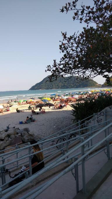 Apto Praia Do Tombo Guarujá Buitenkant foto
