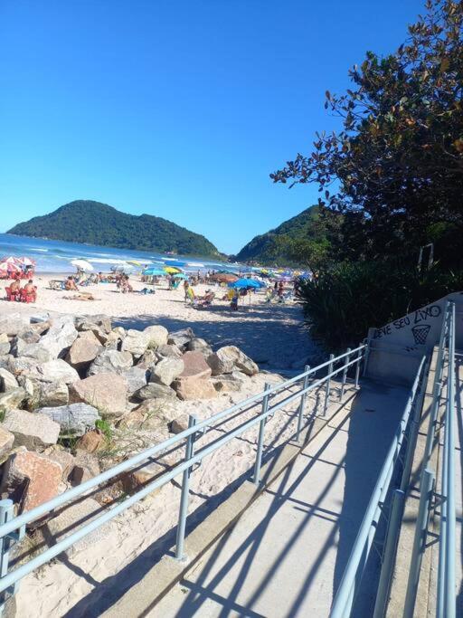 Apto Praia Do Tombo Guarujá Buitenkant foto